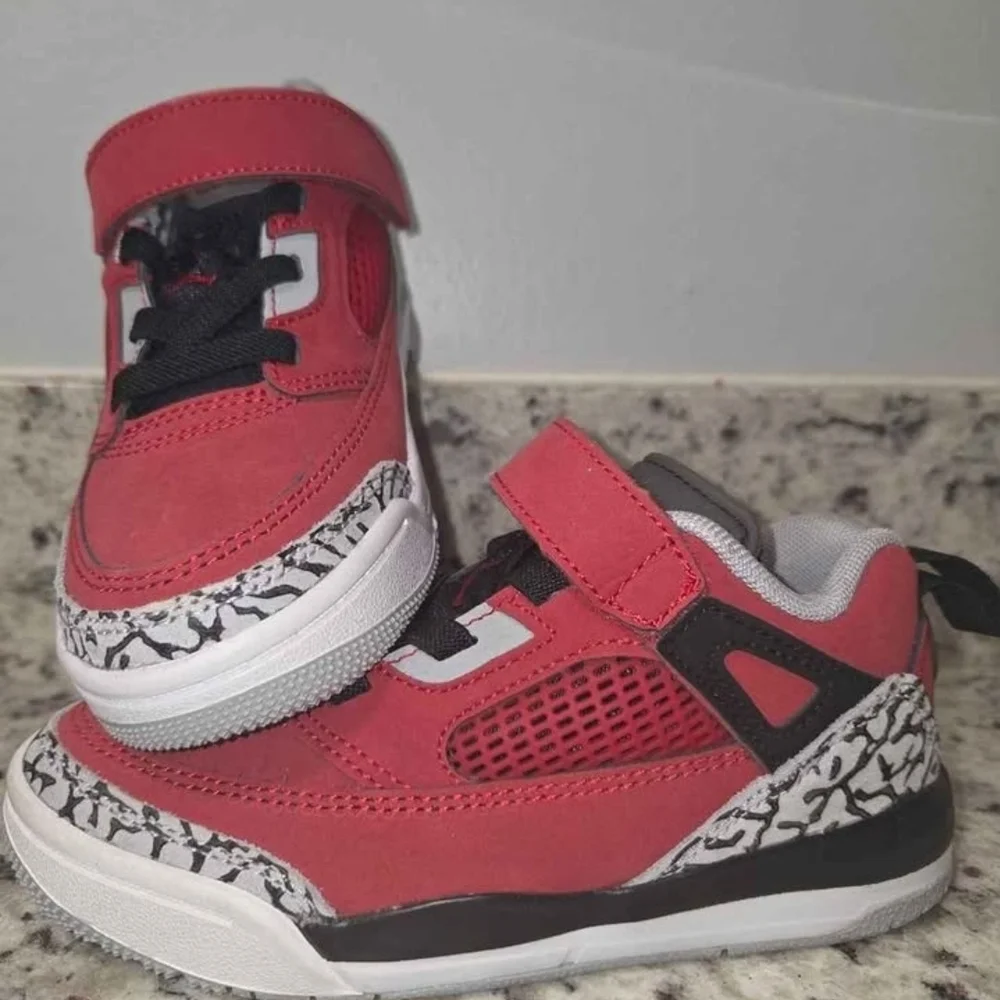 Jordan Kids Red and Black Hook-and-Loop Basketball Sneakers